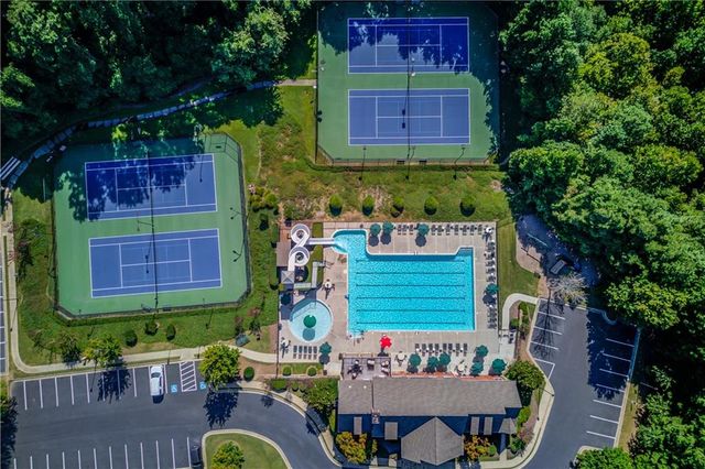 6504 Blue Water Drive, Buford, GA 30518