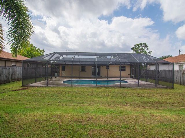 557 SW Duval Avenue, Port St Lucie, FL 34983