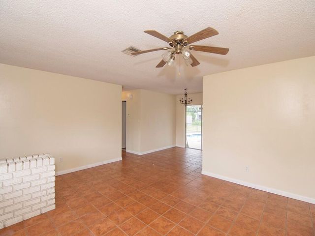 557 SW Duval Avenue, Port St Lucie, FL 34983
