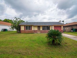 557 SW Duval Avenue, Port St Lucie, FL 34983