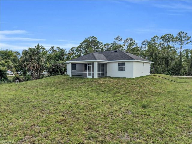 518 plumosa AVE, Lehigh Acres, FL 33972