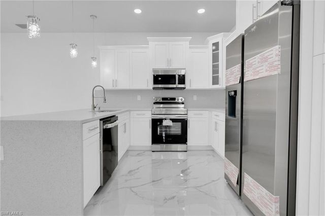 518 plumosa AVE, Lehigh Acres, FL 33972
