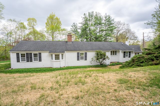 30 Hillsboro Drive, West Hartford, CT 06107