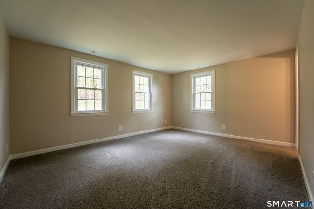 30 Hillsboro Drive, West Hartford, CT 06107