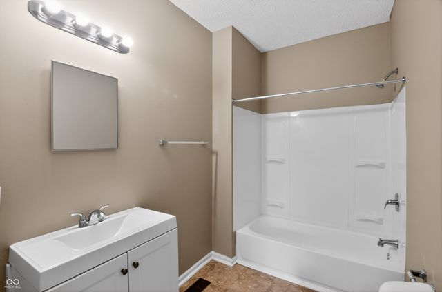 616 W 39th Street, Indianapolis, IN 46208
