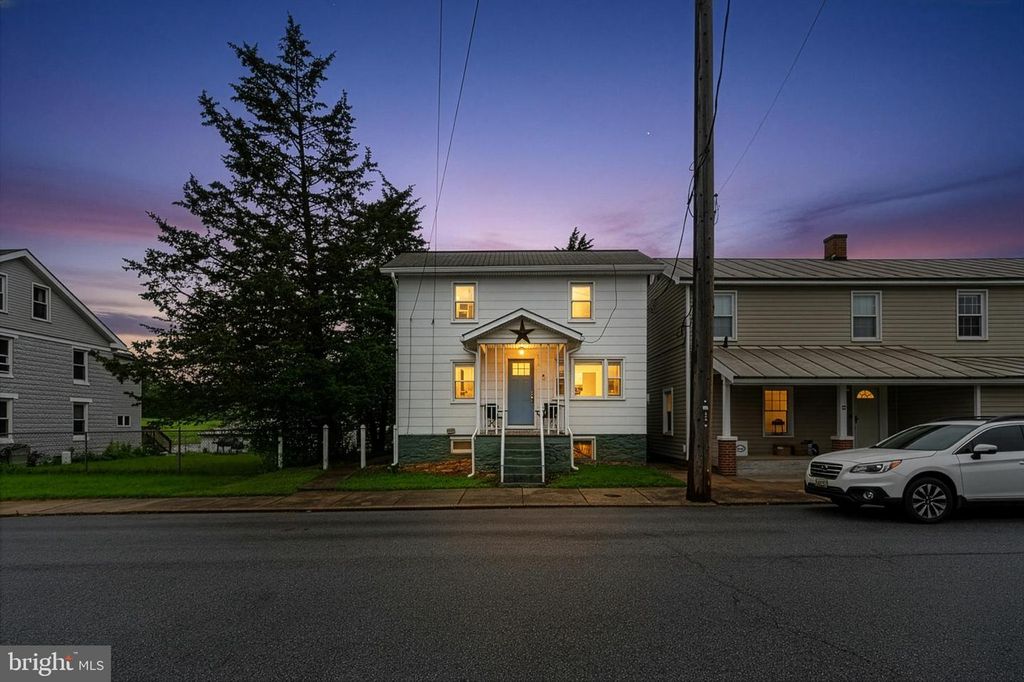 14 WHYTE ST, Union Bridge, MD 21791