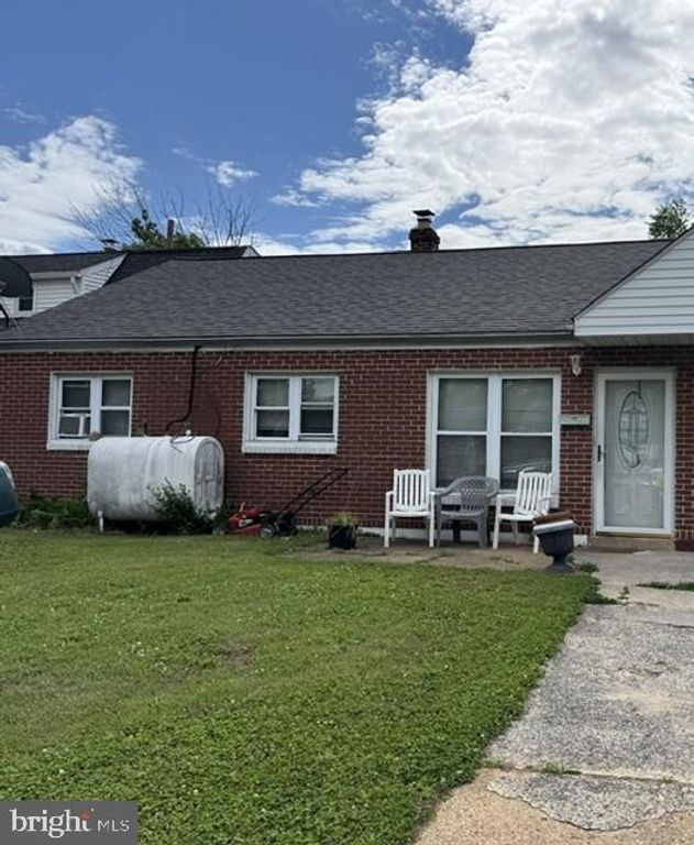 17 CAHALAN RD, New Castle, DE 19720