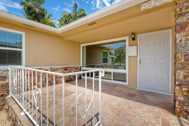 5422 Waring, San Diego, CA 92120