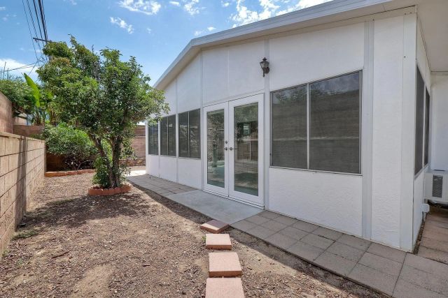 5422 Waring, San Diego, CA 92120