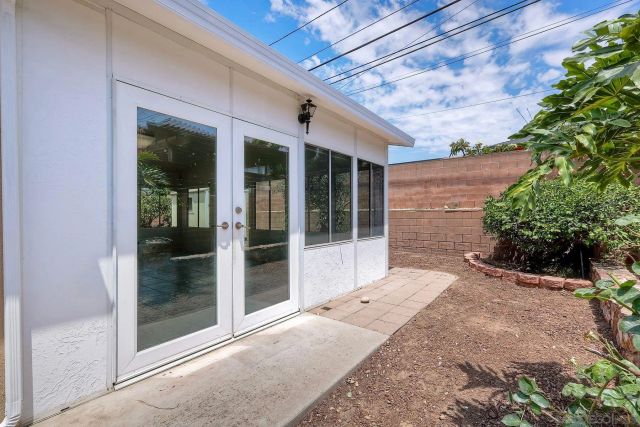 5422 Waring, San Diego, CA 92120