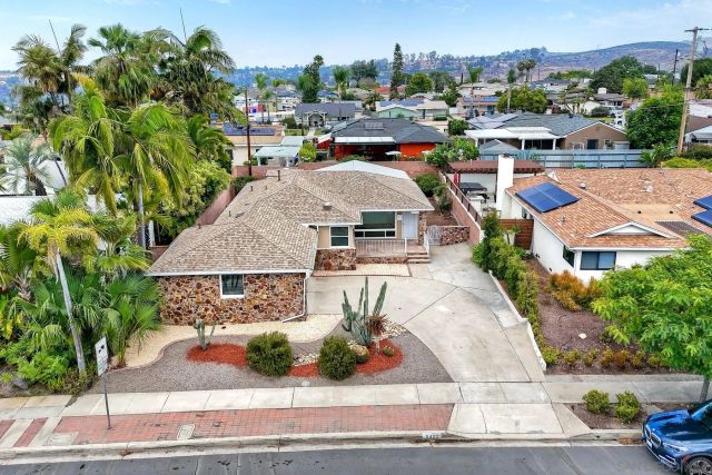 5422 Waring, San Diego, CA 92120
