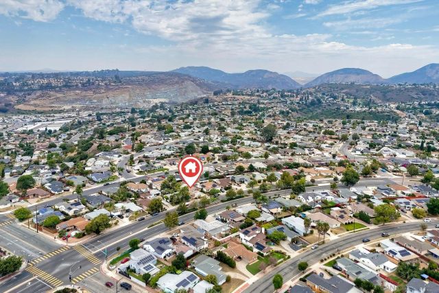 5422 Waring, San Diego, CA 92120