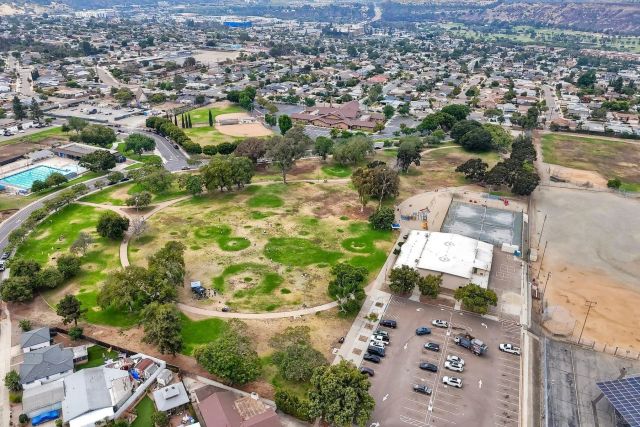 5422 Waring, San Diego, CA 92120