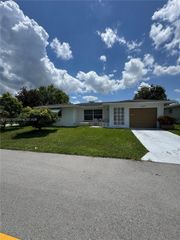 4401 NW 43rd Terrace, Tamarac, FL 33319