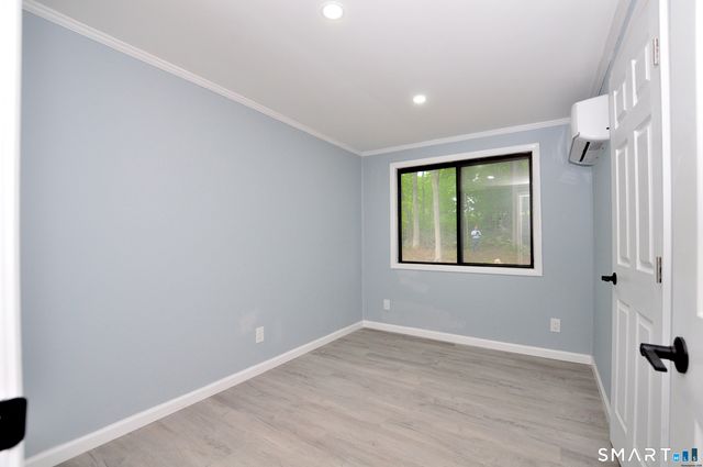 19 Smithfield Avenue, Meriden, CT 06451