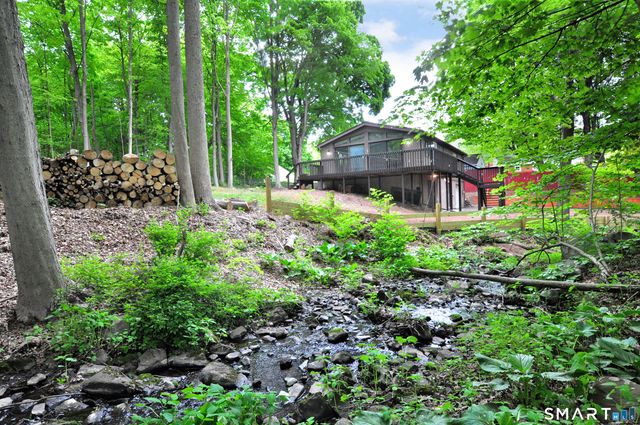 19 Smithfield Avenue, Meriden, CT 06451