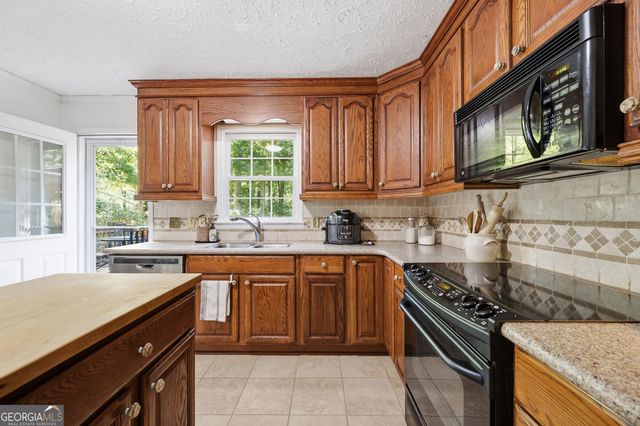 2109 Winding Creek Lane SW, Marietta, GA 30064