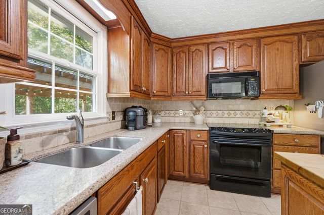 2109 Winding Creek Lane SW, Marietta, GA 30064