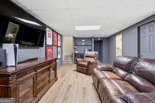 2109 Winding Creek Lane SW, Marietta, GA 30064