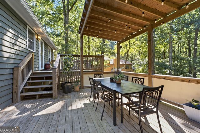 2109 Winding Creek Lane SW, Marietta, GA 30064