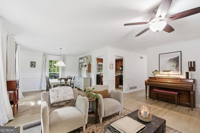 2109 Winding Creek Lane SW, Marietta, GA 30064