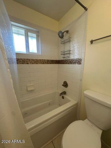 4207 W CAROL Avenue, Phoenix, AZ 85051