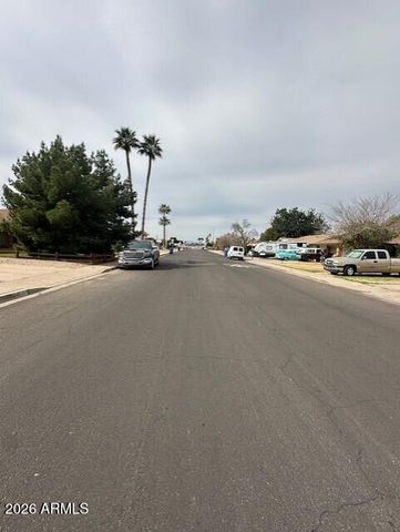 4207 W CAROL Avenue, Phoenix, AZ 85051