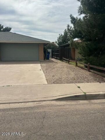 4207 W CAROL Avenue, Phoenix, AZ 85051