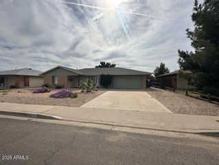 4207 W CAROL Avenue, Phoenix, AZ 85051