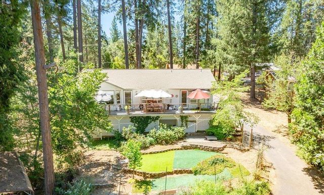 4375 Harness Tract Rd, Camino, CA 95709