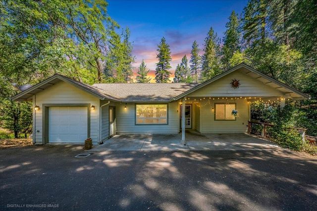 4375 Harness Tract Rd, Camino, CA 95709