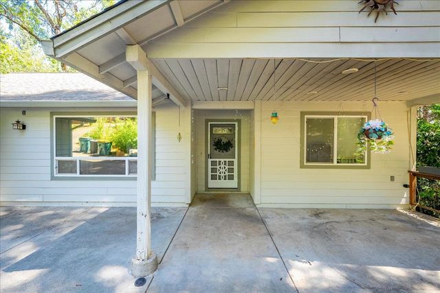 4375 Harness Tract Rd, Camino, CA 95709
