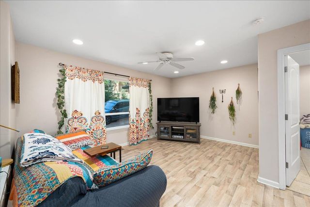 4375 Harness Tract Rd, Camino, CA 95709