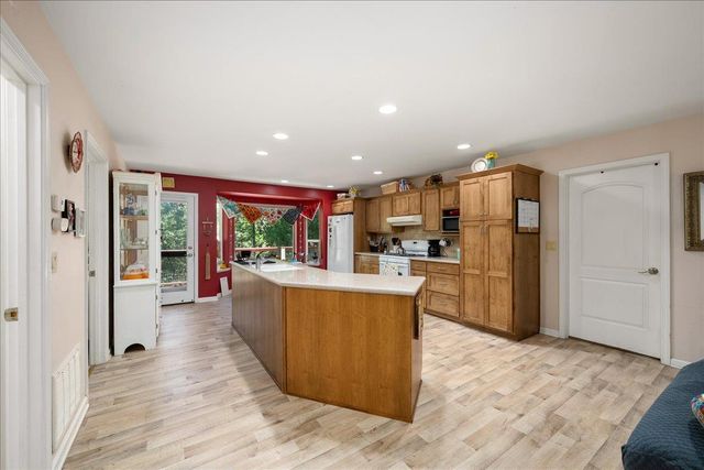 4375 Harness Tract Rd, Camino, CA 95709