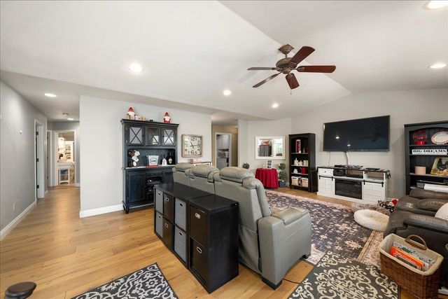 4375 Harness Tract Rd, Camino, CA 95709