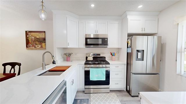1418 ARROWHEAD CIRCLE W 20D, Clearwater, FL 33759