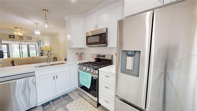1418 ARROWHEAD CIRCLE W 20D, Clearwater, FL 33759