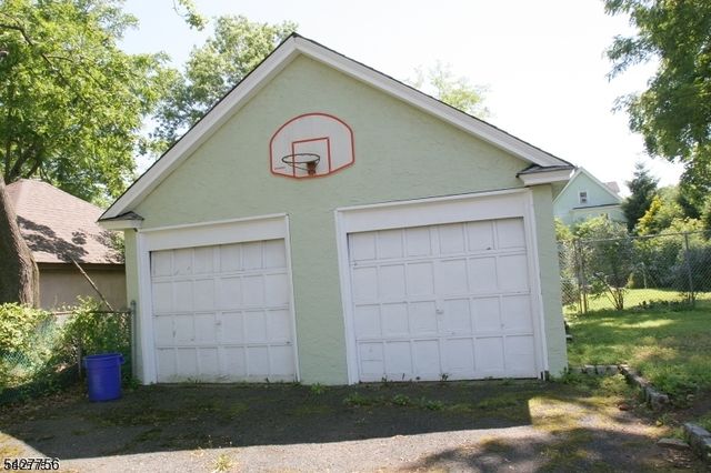 147 Delacy Ave, North Plainfield Boro, NJ 07060