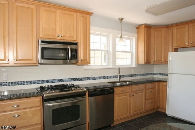 147 Delacy Ave, North Plainfield Boro, NJ 07060