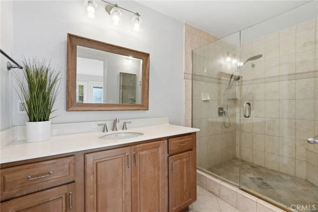 38 Golden Star, Irvine, CA 92604