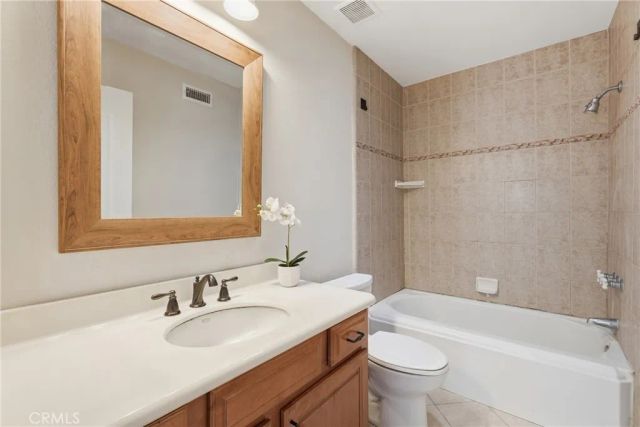 38 Golden Star, Irvine, CA 92604