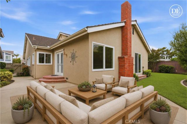 38 Golden Star, Irvine, CA 92604