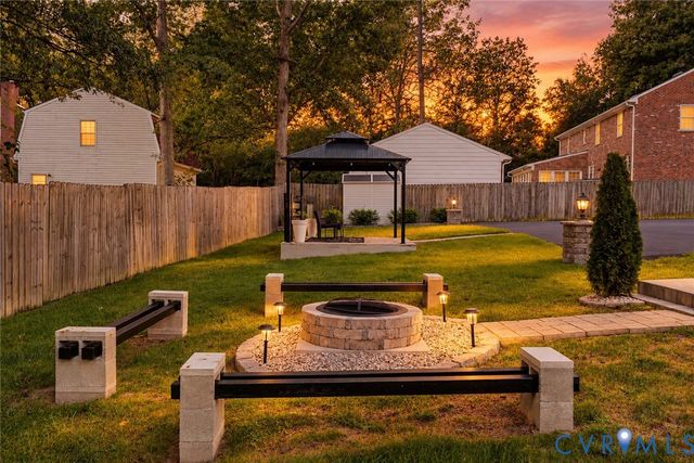 4013 Cresthill Rd, Chester, VA 23831