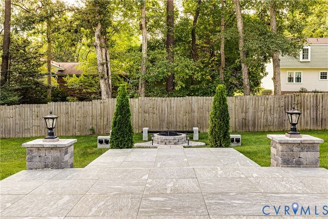 4013 Cresthill Rd, Chester, VA 23831