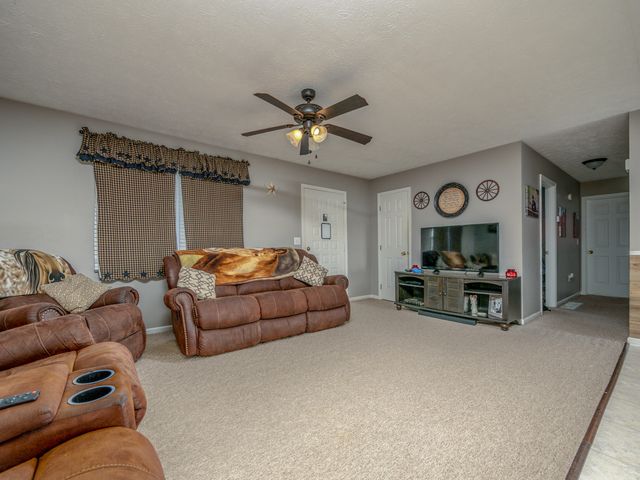 615 Igo Ridge Road, Wellington, KY 40387