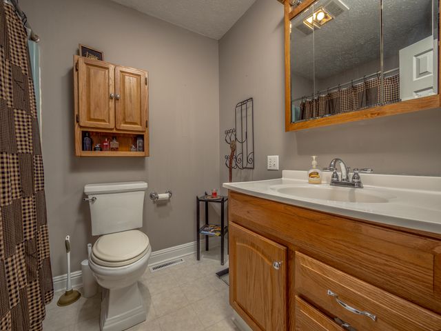 615 Igo Ridge Road, Wellington, KY 40387