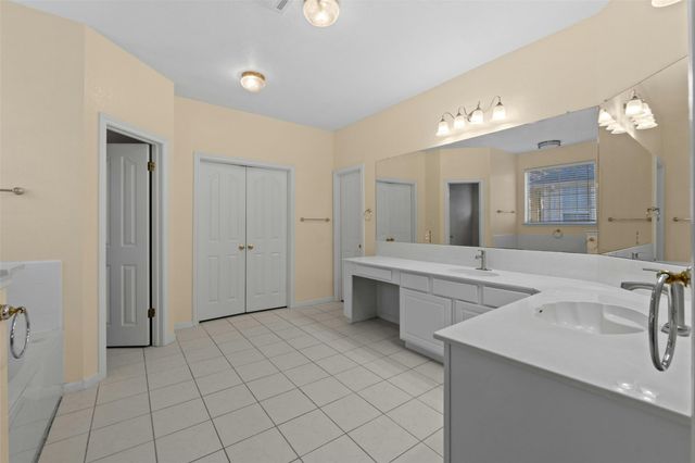 1001 Chickory CT, Round Rock, TX 78665