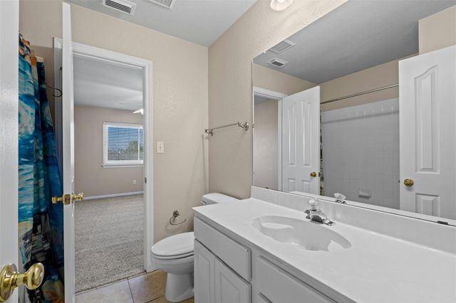 1001 Chickory CT, Round Rock, TX 78665