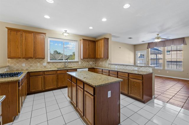 1001 Chickory CT, Round Rock, TX 78665