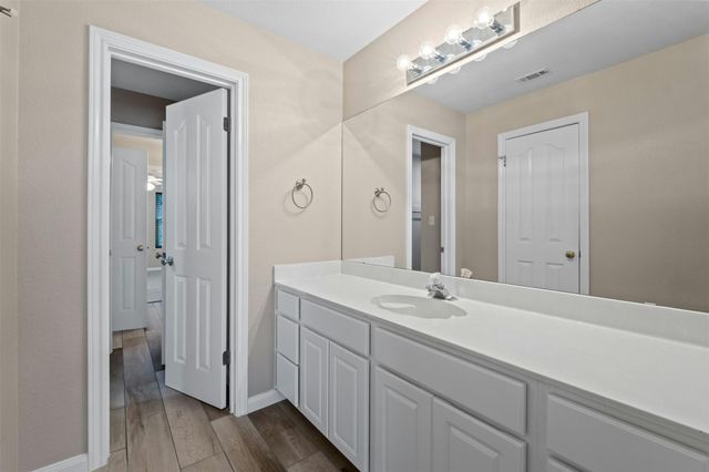 1001 Chickory CT, Round Rock, TX 78665